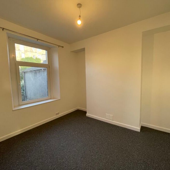 Benthall Place, Swansea, SA1 - Photo 1