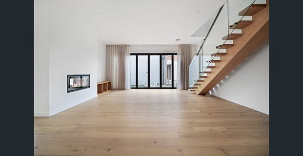 When Luxury and Location Combine, a Masterpiece is Created! - Photo 1