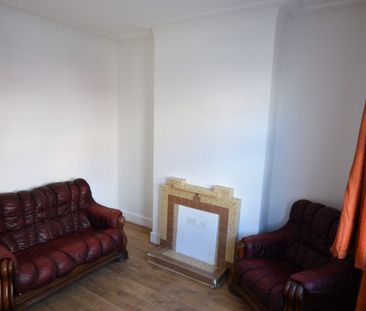 Western Road, Southall - Photo 2