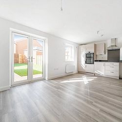 Dragon Way, Sturry, Canterbury, CT2 0HN, Kent - Photo 3