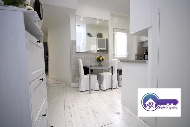 1 Bedroom Room in Flat Share To Rent - Photo 1