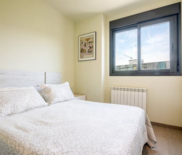 Plaça dEuropa, L'Hospitalet de Llobregat, Catalonia 08902 - Photo 4