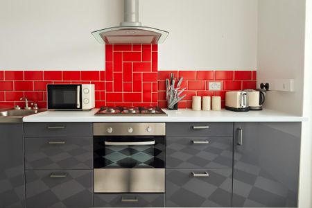 2 bedroom flat to rent - Photo 4