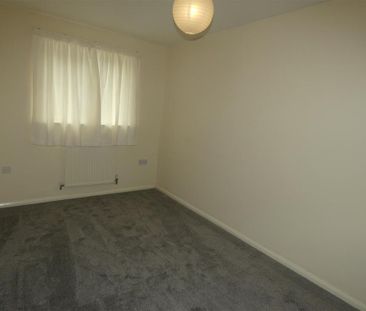 4 bedroom house to rent - Photo 3