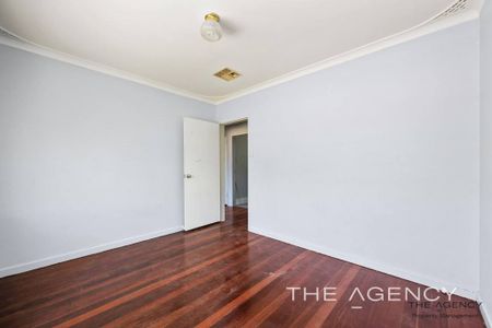 3 Bedroom 1 Bathroom House in Gosnells - Photo 4