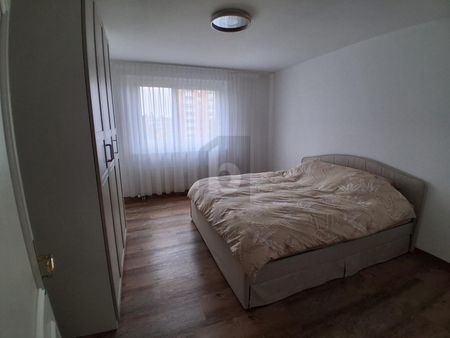 AN ZENTRALER LAGE MIT VERGLASTEM BALKON! - Foto 3