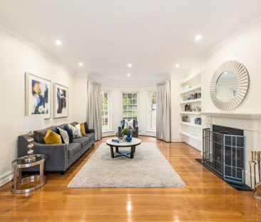 Idyllic Executive Residence in Heart of Pymble with Tennis Court an... - Photo 5