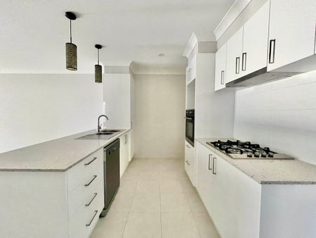 7 Crestwood Road, Thornton - Photo 5