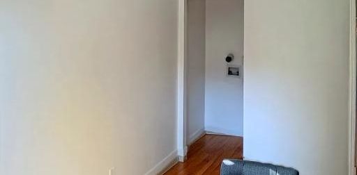 6 1/2 rdc lumineux tout rénové - Photo 2