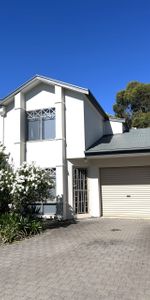 Two Story Home - Photo 4