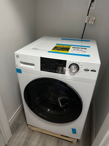 For Lease - 25 Howard Street Unit# Apt.2 Room B, Toronto, Ontario - Photo 2