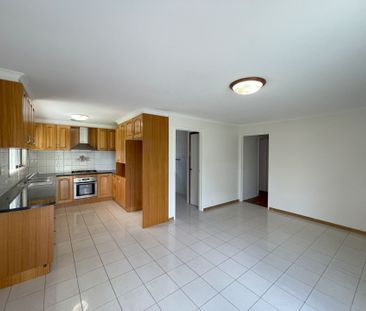 Well Maintained Family Home!!! - Photo 5