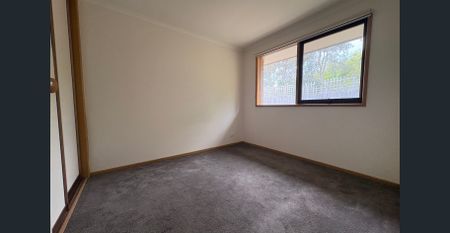 Quaint Villa Living! - Photo 3