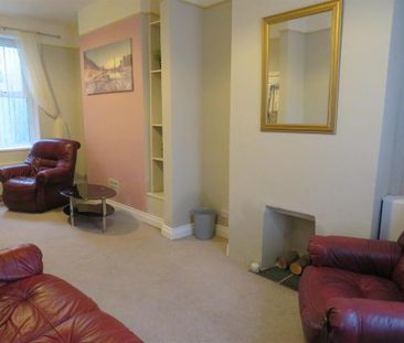 78 Queen Street, Lurgan, BT66 8BL - Photo 1