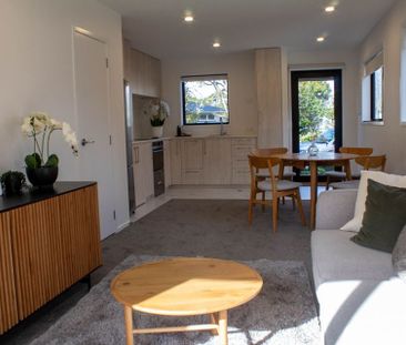 Chic 2BR Henderson Haven w/ Courtyard - Photo 2