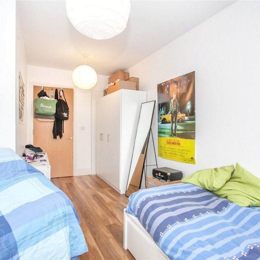 61 Station Road, Barnet, London, EN5 - Photo 1