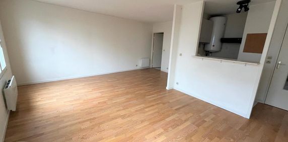 Location Appartement 1 pièce 37m² LILLE 59000 - Photo 2