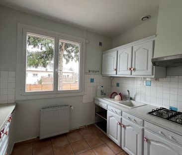 Location Maison 4 pièces 98m² - Photo 2
