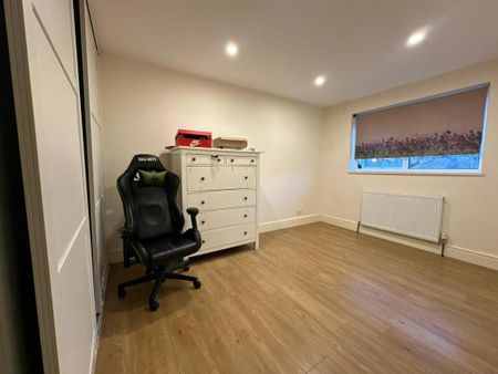 4 bedroom terraced house to rent - Photo 4