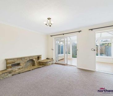 Honeysuckle Close, Langney, Eastbourne, BN23 - Photo 4