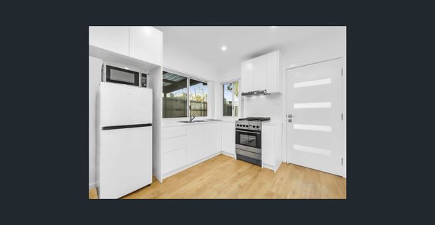 Modern Granny Flat in the Heart of Edmondson Park - Photo 1