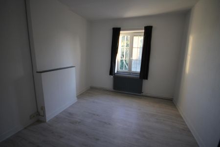 Spacieuse maison 4 ch. avec bureau et jardin à 4280 Avin  Loyer: 1 100 € - Foto 4