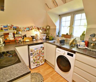 2 bedroom flat to rent - Photo 3