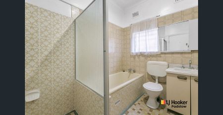 Comfortable Home with Character, Space & Convenience - Photo 4