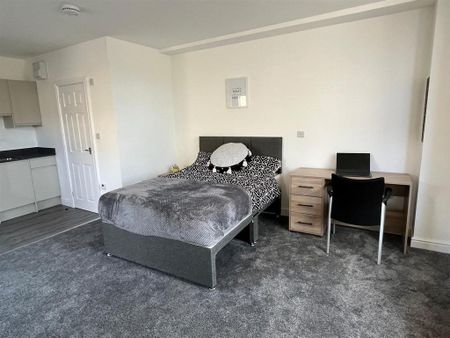 1 bedroom private hall to rent - Photo 4