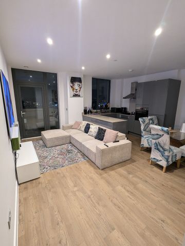 Room in a Shared Flat, Cairo New Road, CR0 - Photo 4