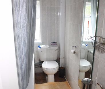 Spearing Road, High Wycombe - Photo 6