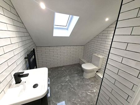 135 Warren Lane, Sheffield - Photo 5