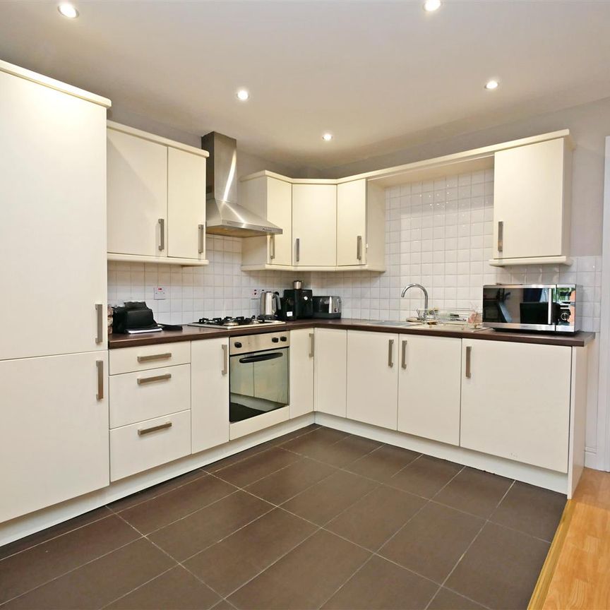 2G The Demesne, Carryduff, - Photo 1
