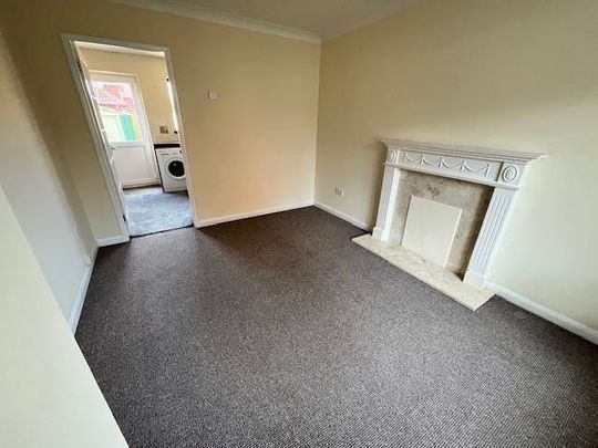 2 bedroom semi-detached house to rent - Photo 1