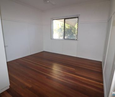 Tidy Home In A Great Location - Rent increase to $600 p/w from 12/0... - Photo 4