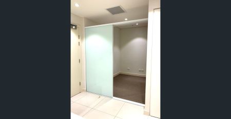 1 bedroom + study apartment in Homebush - Photo 2