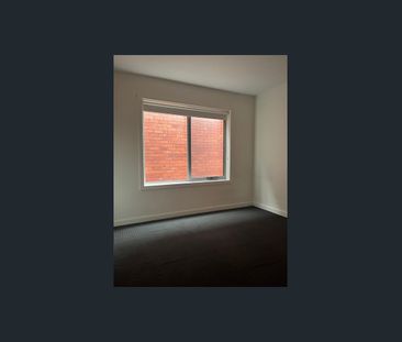 Stylish above-shop apartments in prime location - Photo 3