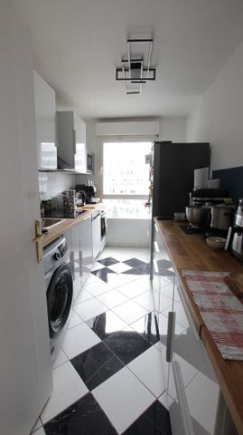 Location Appartement 4 pièces 80m² - Photo 3