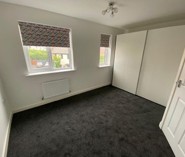 3 bedroom semi-detached house to rent - Photo 1