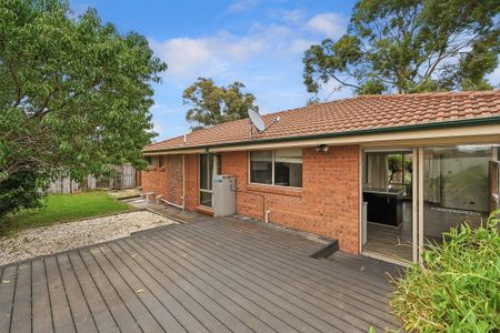 2 Marisa Place, Pakenham VIC 3810 - House For Rent | Domain - Photo 4