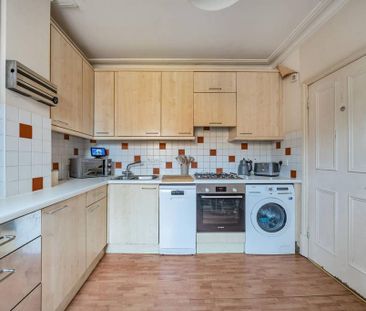 2 bedroom flat to rent - Photo 6
