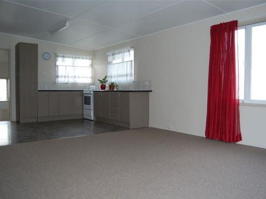 35 Brewers Road, Sarina - Photo 1