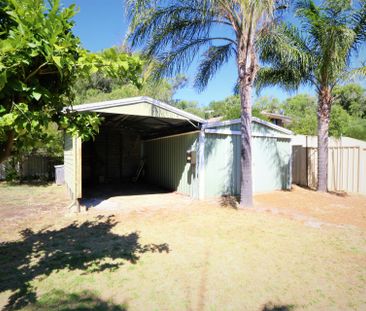 Charming Family Home at 21 Lucy Victoria Ave&comma; Australind - Photo 4