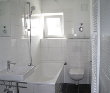 Saniert 3-Zimmer-Wohnung mit Balkon - Foto 2