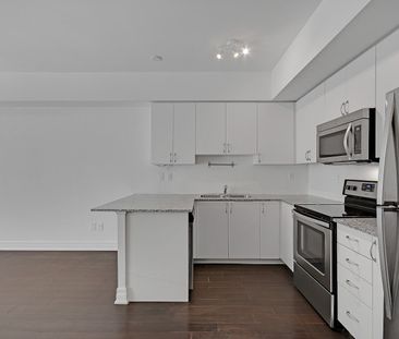 For Lease - 57 Macaulay Avenue Unit# TH - 802, Toronto, Ontario - Photo 6
