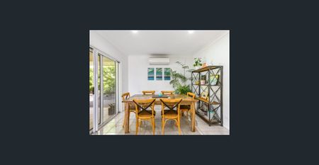 Expansive Family Living with Multiple Living Areas - Photo 4