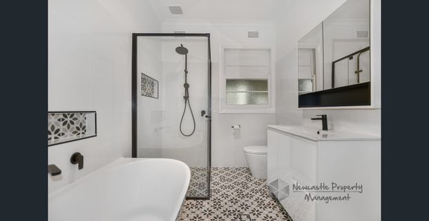 Family Home in Quiet Street - Photo 1