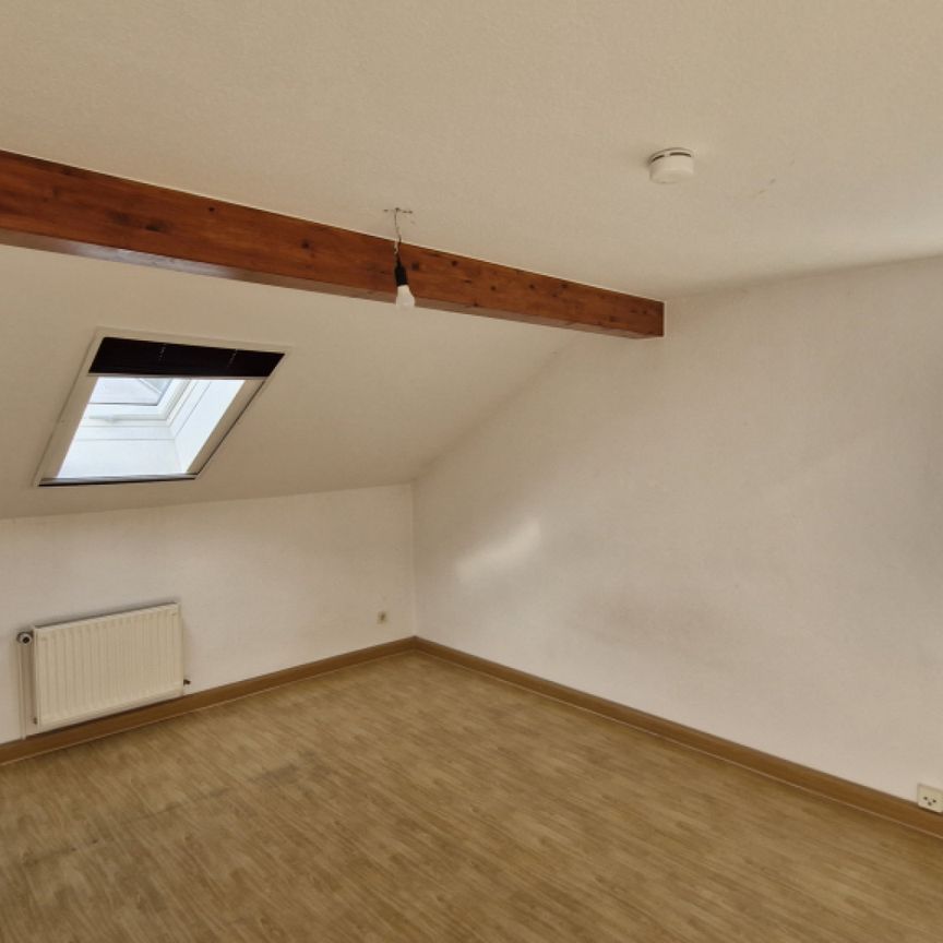 Zentrale Lage mit sehr guter Anbindung an ÖPNV - Foto 1