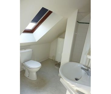 Location Appartement 3 pièces 24m² MONTMORILLON 86500 - Photo 3