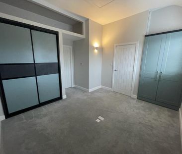 2 bedroom barn conversion to rent - Photo 3